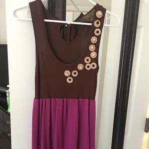 Very unique dress with pockets!